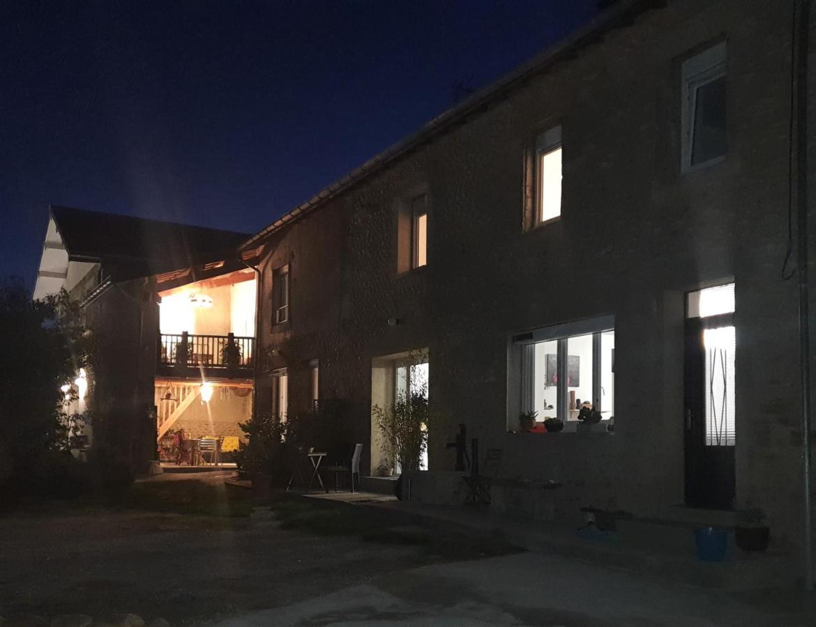 Figuets 3 Apartment Chateauneuf-de-Galaure Exterior photo